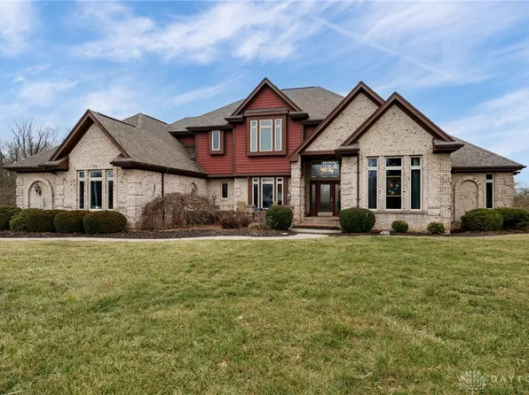 2638 River Bluff Dr, Spring Valley, OH 45370