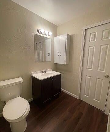5th image of 3317 Pelican St