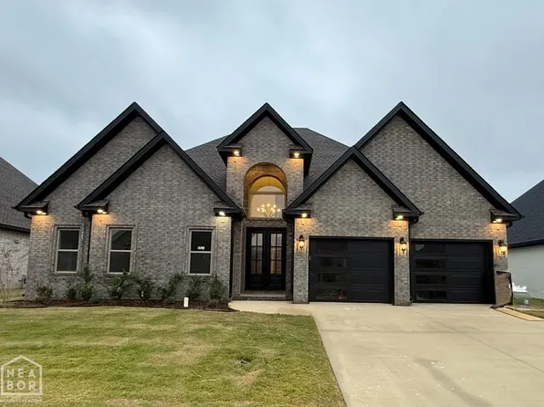 5021 Deliverance Dr, Jonesboro, AR 72405