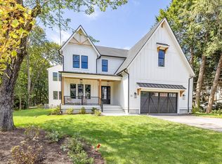 32 Pemberton Rd, Wayland, MA 01778