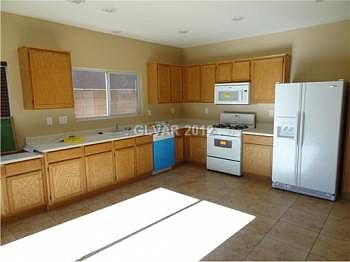 2nd image of 28 Vernon Springs Ave