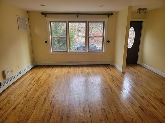 5th image of 9 Lennon Ave