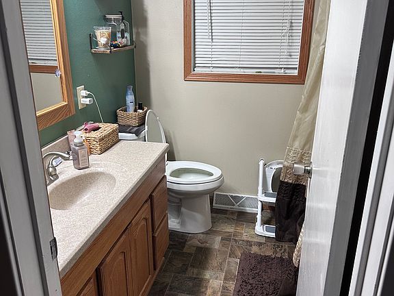 Upstairs Bathroom