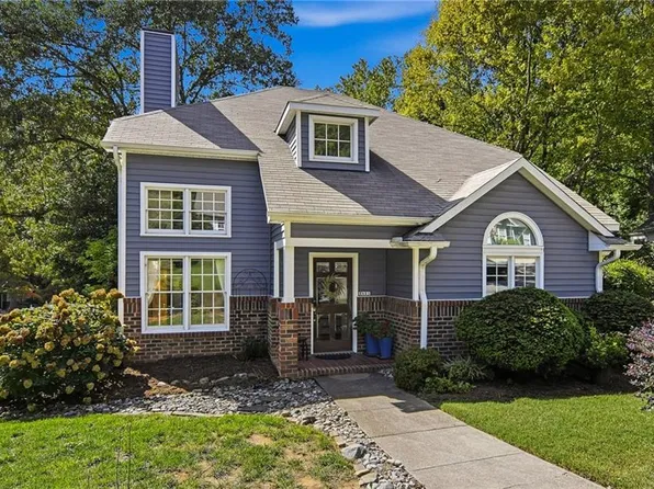 3501 Briaroak Ct, Greensboro, NC 27410