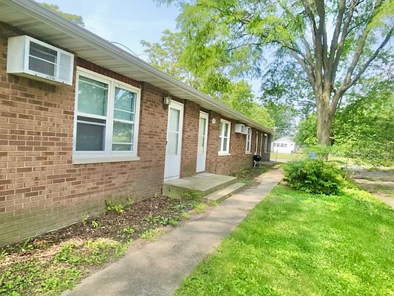 2nd image of 428 S Chanute St #2