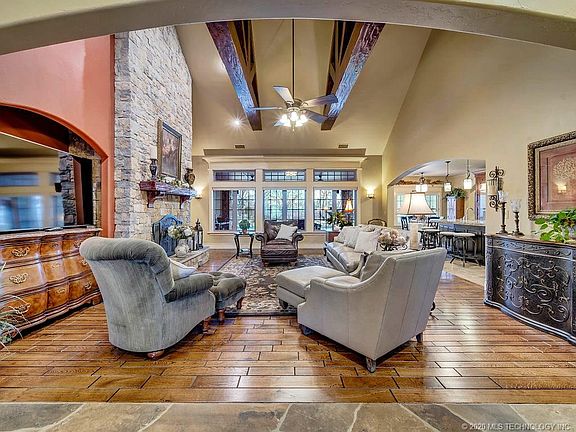 5th image of 22022 Countryside Dr