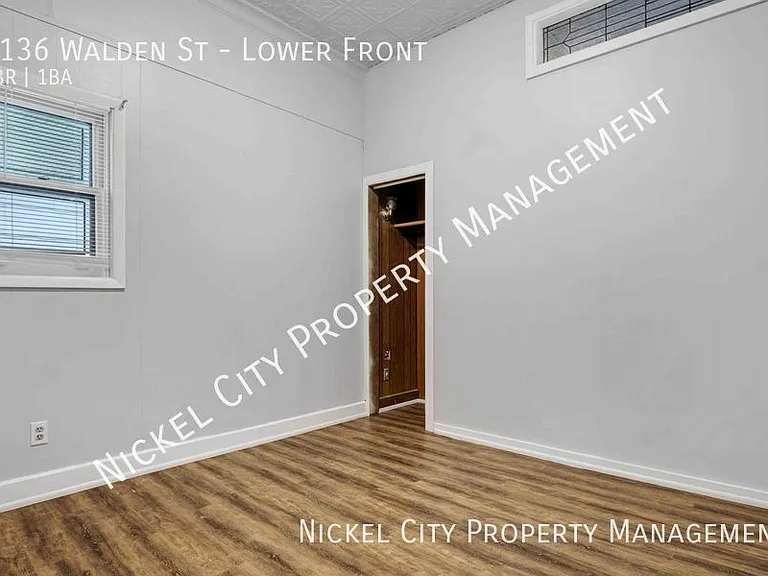 1136 Walden Ave #LOWER FRONT — Photo 8