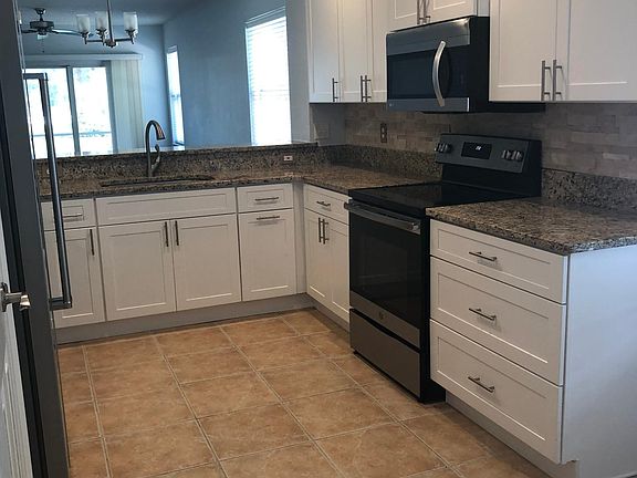 5th image of 800 Canopy Walk Ln APT 815