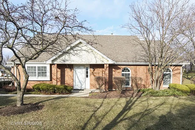 8605 Sandalwood Dr photo 1