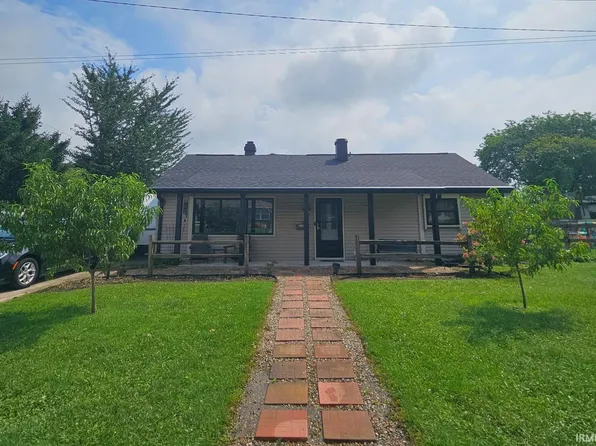 521 S Clem St, Winchester, IN 47394