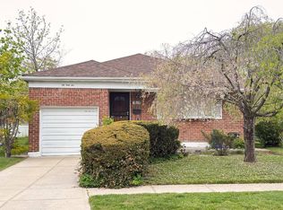5029 231st St, Oakland Gardens, NY 11364