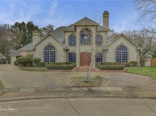 107 Cambridge Cir, Bossier City, LA 71111