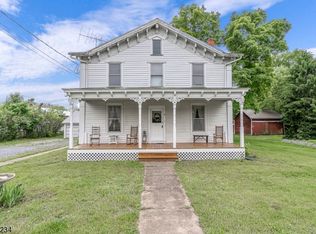 4 Little York Pattenburg Rd, Milford, NJ 08848