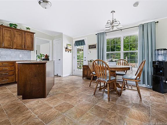 5th image of 3 Ruth Ln
