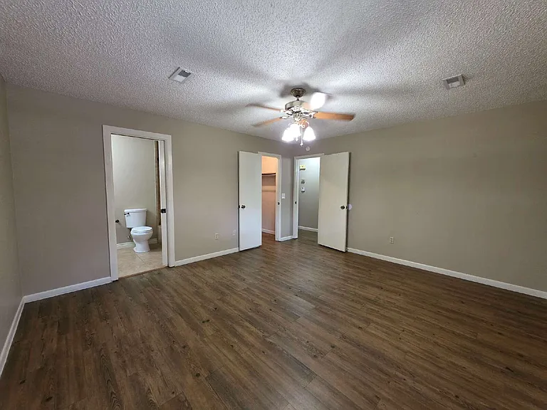 1806 SE Lawrence St — Photo 15