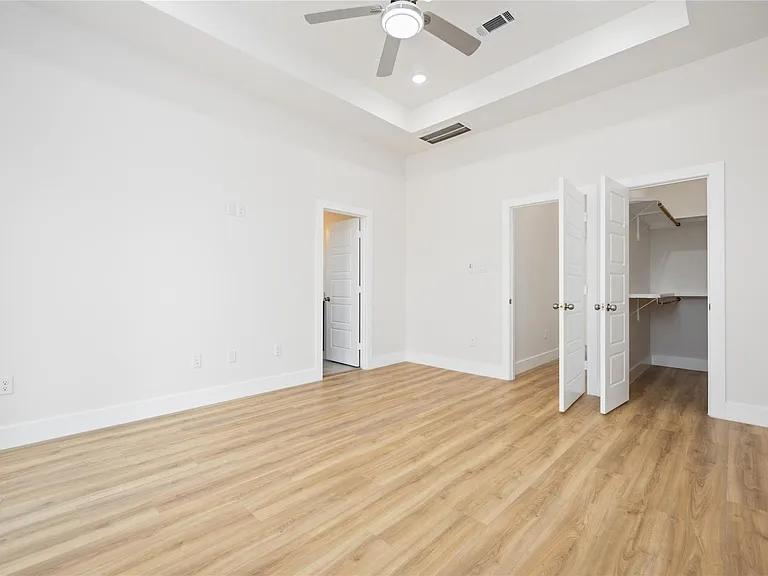7614 Avenue L — Photo 21