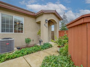 622 Mission De Oro Dr, Redding, CA 96003