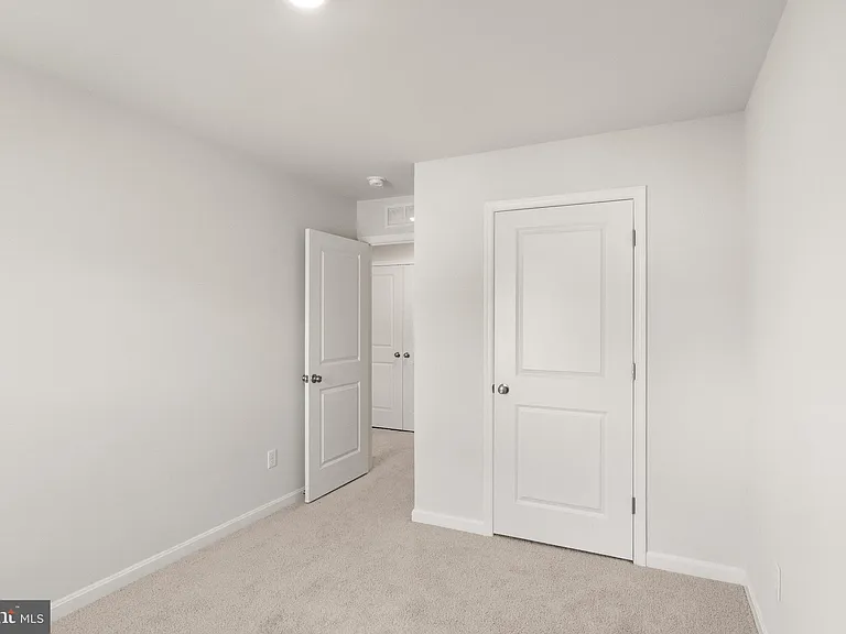 138 Willett Hollow St — Photo 30