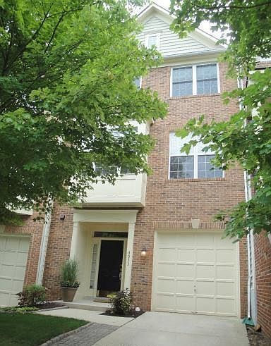 1st image of 4053 Glostonbury Way