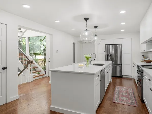 100 Holly Frst, Nashville, TN 37221
