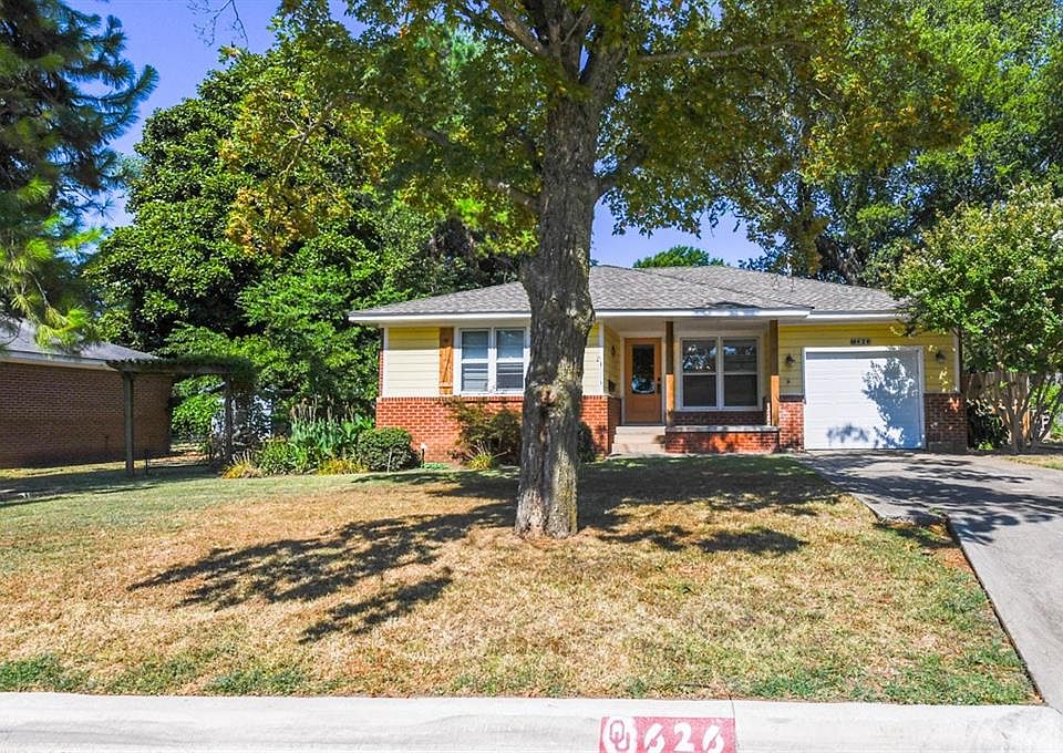 1st image of 626 Sherwood Dr