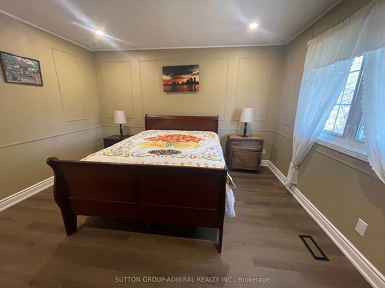 162 Bayshore Dr — Photo 37