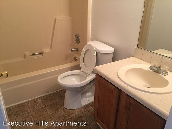 3rd image of 4424 Torrance Dr NW APT 12