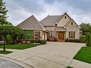 5228 S Waterford Place Ct, Rogers, AR 72758