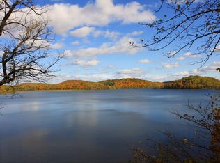 39670 Cross Point Ln, Pelican Rapids, MN 56572