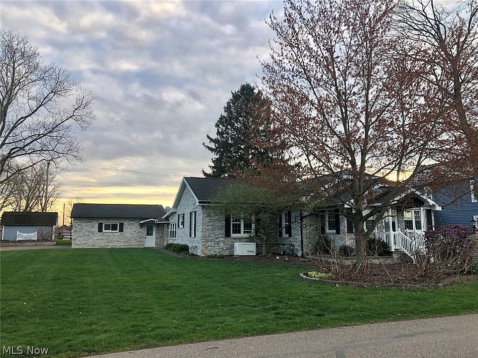 234 Elm St, Gnadenhutten, OH 44629 Zillow