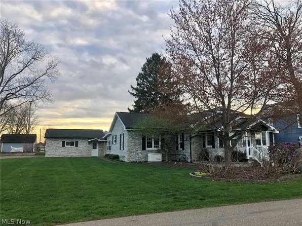 234 Elm St, Gnadenhutten, OH 44629