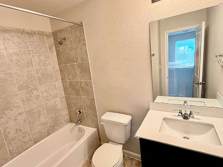 1010 Sand Post Pl — Photo 14