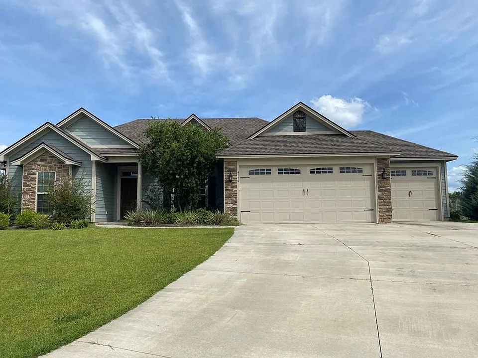 4176 Old Ivy Trce