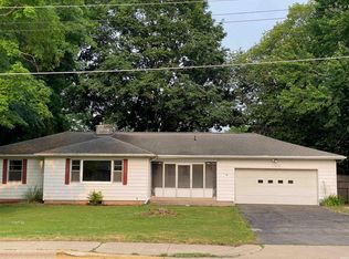 1306 Ranch Rd, Warsaw, IN 46580