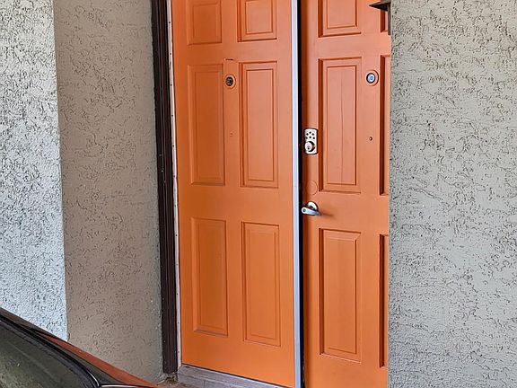 2nd image of 5502 Topaz St