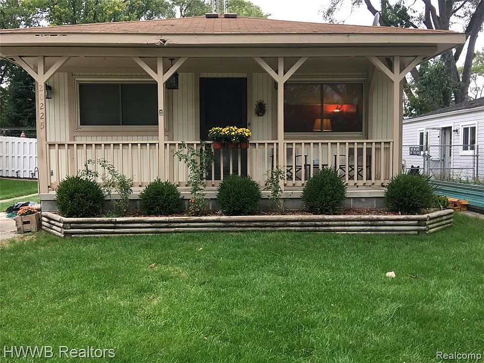 1st image of 20225 Floral St