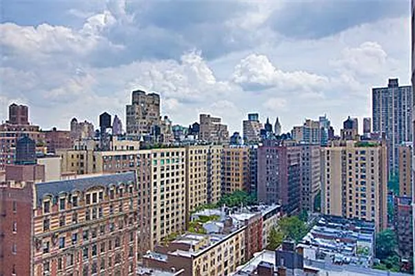 Rented by Sumitomo Real Estate Sales | media 14