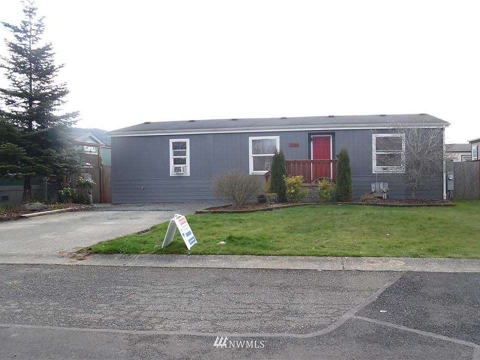 1st image of 1990 Pine Cone Ave