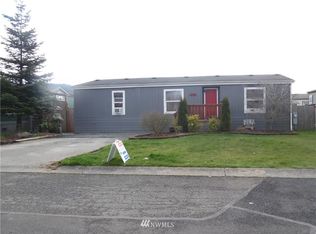 1990 Pine Cone Ave, Enumclaw, WA 98022