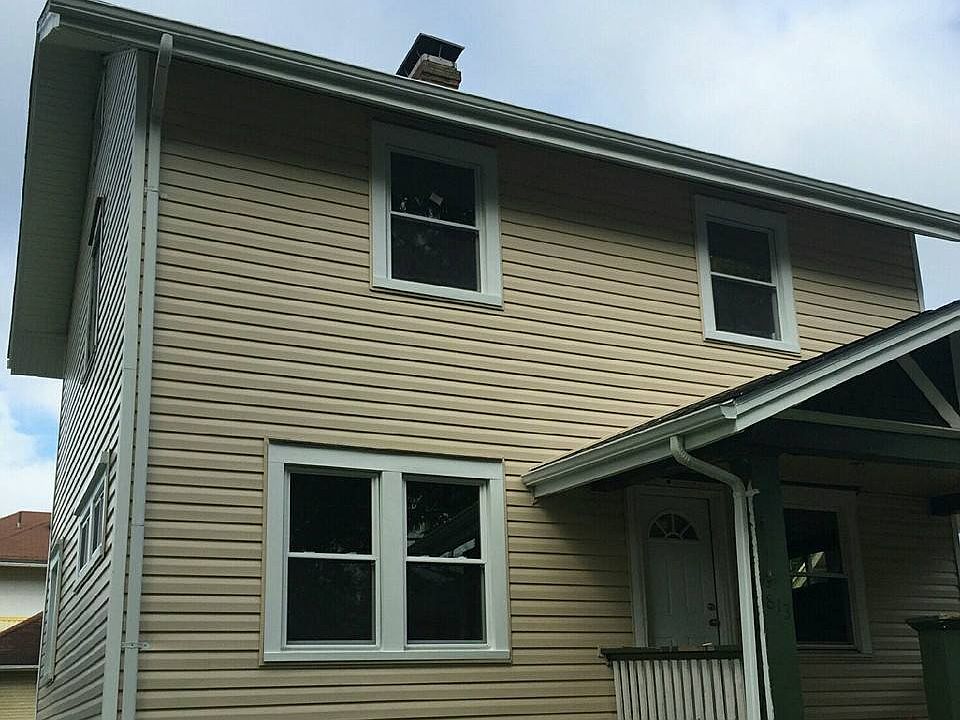 1st image of 813 Easton St