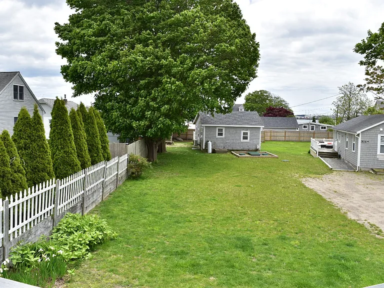 402 Gooseberry Rd — Photo 23