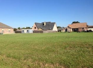 Camelia St, Zachary, LA 70791