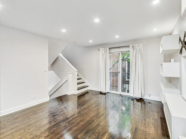 1449 W Lexington St #A — Photo 4