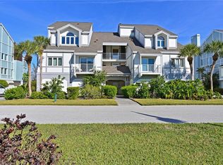 114 Tidy Island Blvd, Bradenton, FL 34210