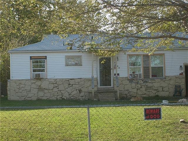 1st image of 2742 N Denver Ave