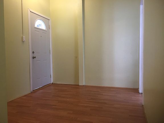 4th image of 4138 S Archer Ave #213