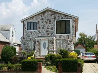 130-57 233 St, laurelton, NY 11422