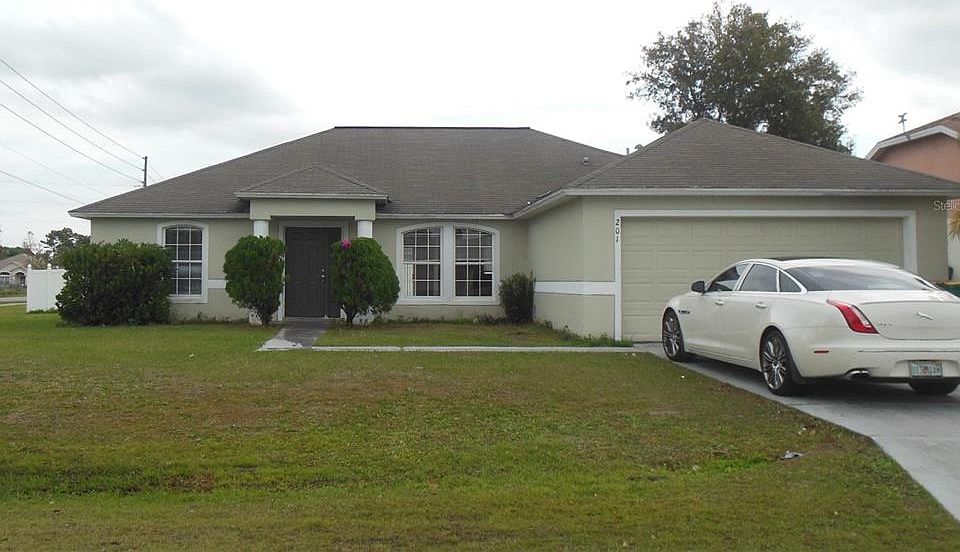 1st image of 201 Cranbrook Dr