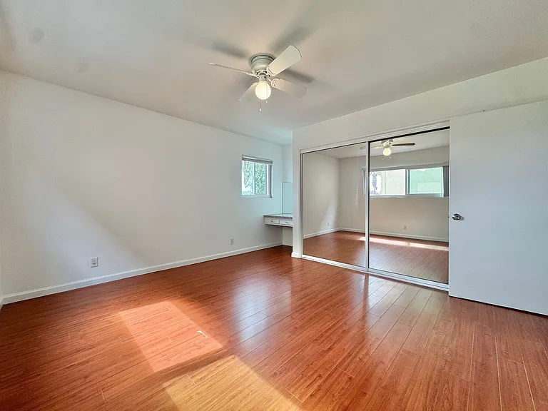 8555 Saturn St — Photo 18
