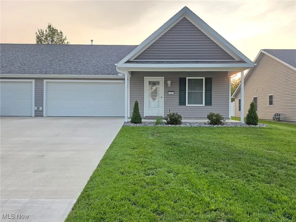 1840 Alexander Ave Unit 1301, Geneva, OH 44041